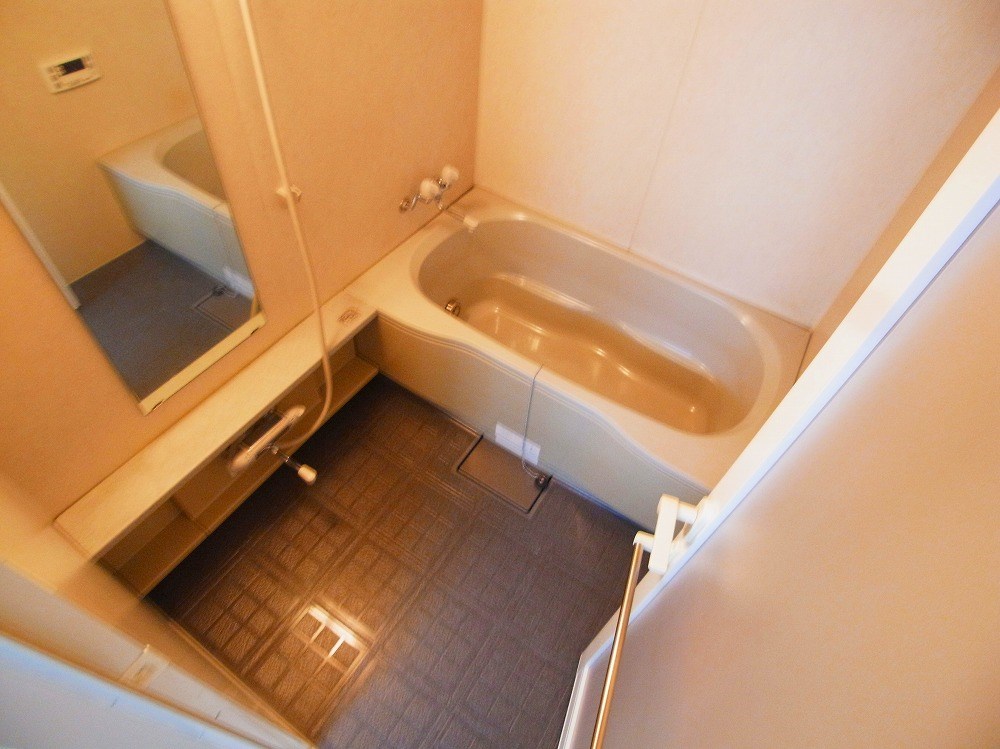 コンフィール西新井AP  風呂画像