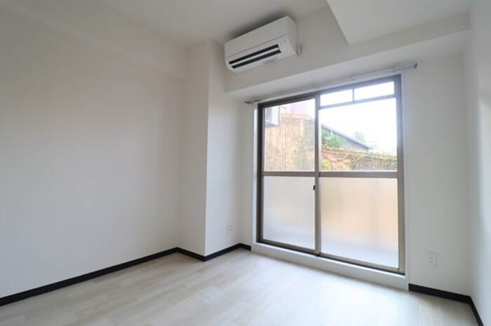 コンフォール小泉 リビング