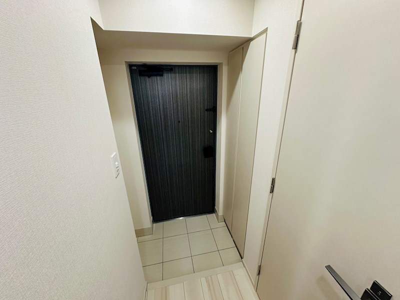 RELUXIA綾瀬Ⅲ 玄関