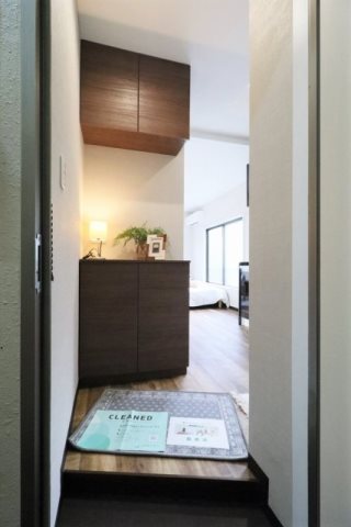 メゾン半谷 玄関