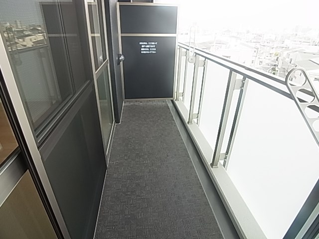 Ｗｈｉｌｅ　椿 ベランダ