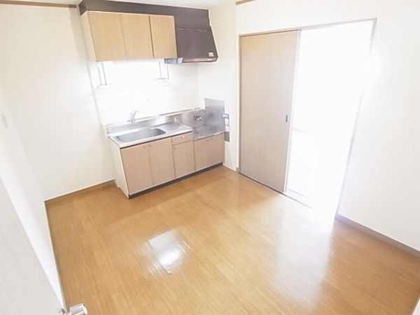 メゾンヤマリⅢ リビング