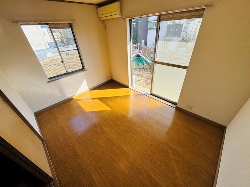 メゾンヤマリⅢ ベッドルーム