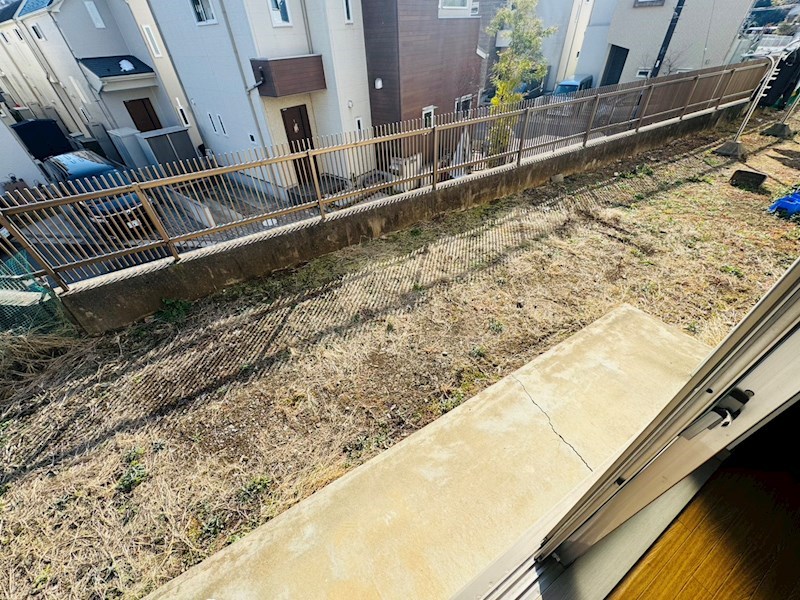 メゾンヤマリⅢ ベランダ