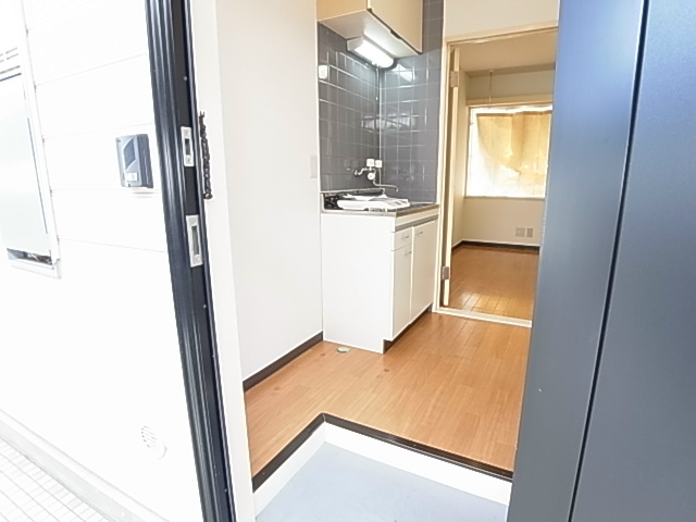 パティオ稔台B 玄関