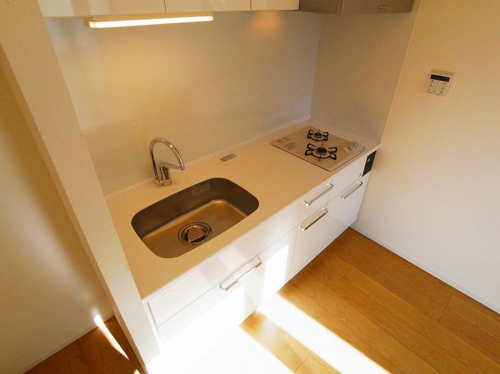 アリュイッテ青井 キッチン