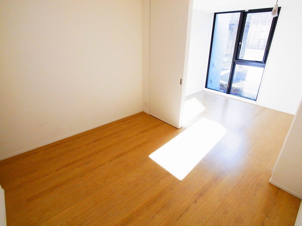 アリュイッテ青井 ベッドルーム