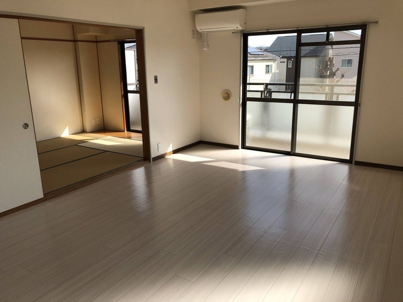 ポルシェ柏 リビング