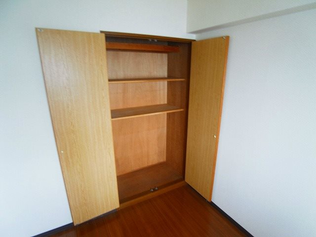 INSURANCE　BLDG.ⅩⅢ その他4