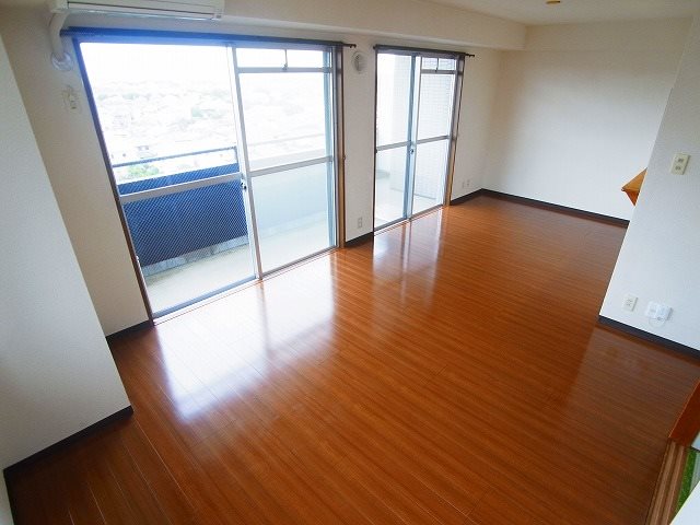 INSURANCE　BLDG.ⅩⅢ その他22