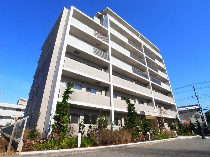 アヴェニール柏の葉 101号室 外観