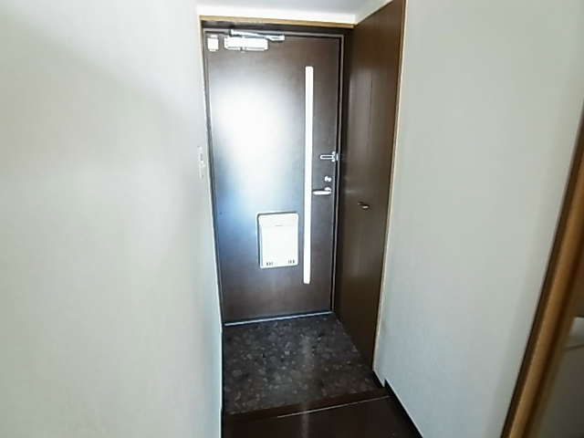 INSURANCE　BLDG.Ⅲ 玄関