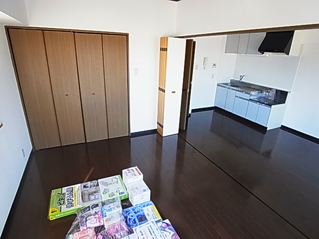 INSURANCE　BLDG.Ⅲ リビング