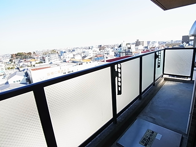 INSURANCE　BLDG.Ⅲ ベランダ