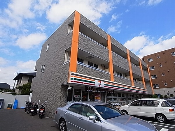 ファーストクライム 303号室 外観