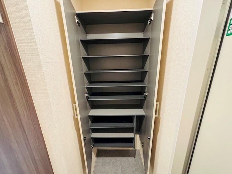 フライハイト 玄関