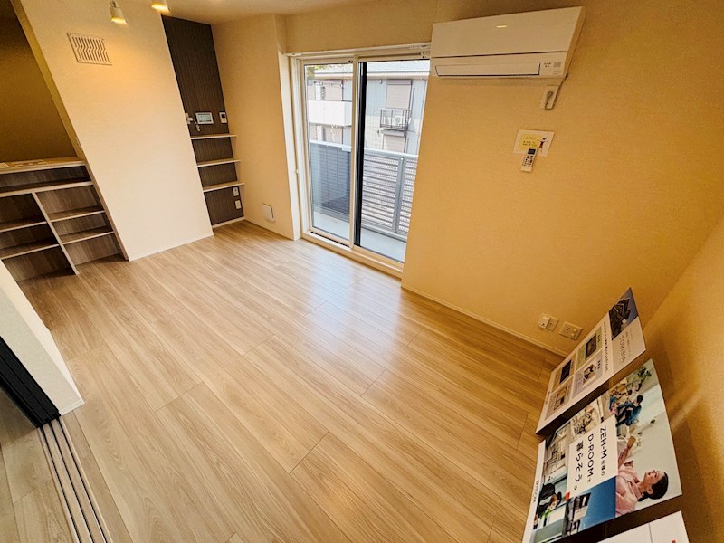 フライハイト リビング