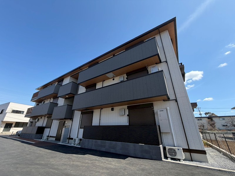 プラヴール 202号室 外観