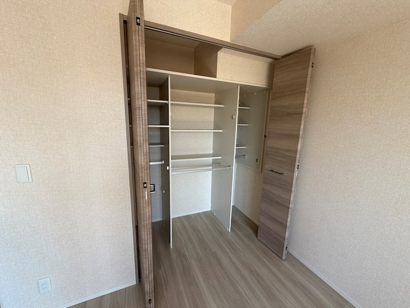 プラヴール その他30