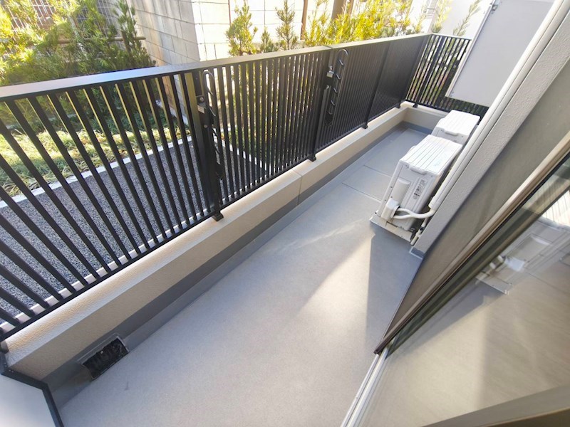 ロイジェント西新井 ベランダ