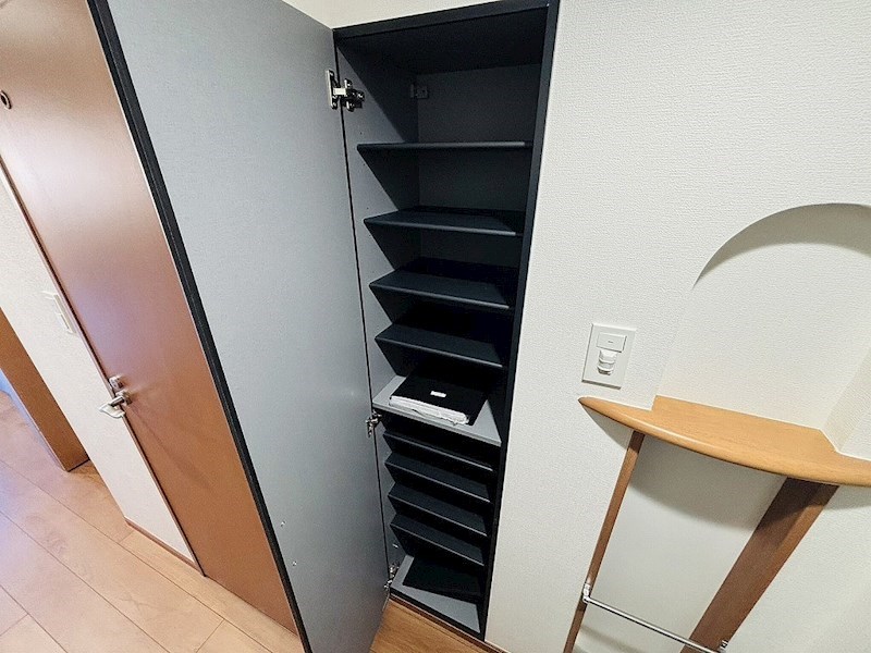 ペアパレス六町環七北通り その他8