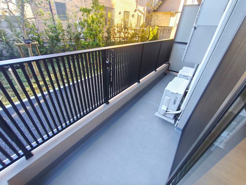 ロイジェント西新井 ベランダ