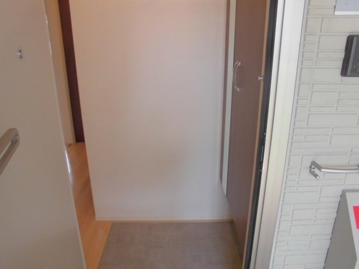 ジュ・マルティⅢ 玄関