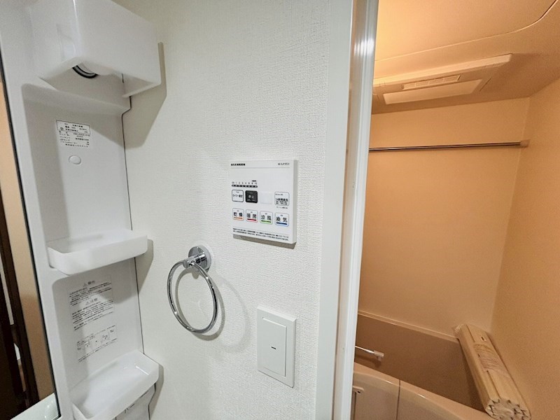 ペアパレス六町環七北通り その他23