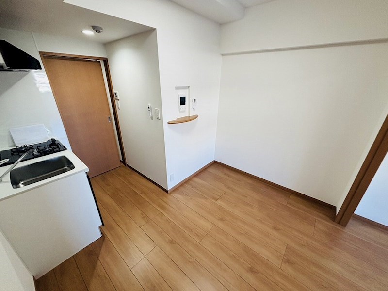 ペアパレス六町環七北通り その他16