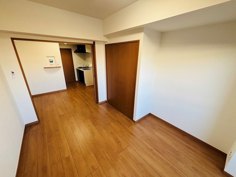 ペアパレス六町環七北通り リビング