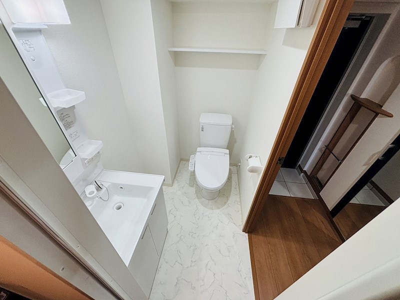 ペアパレス六町環七北通り その他10