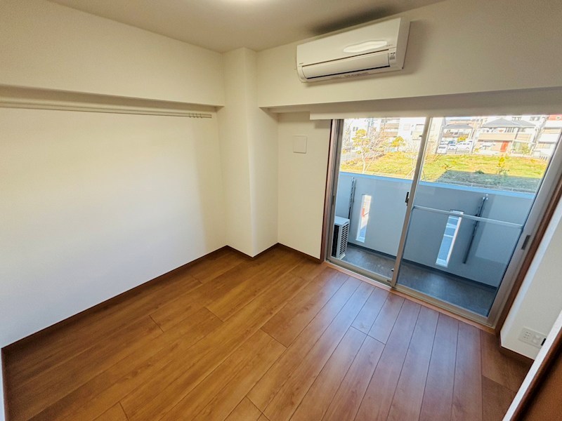 ペアパレス六町環七北通り その他13