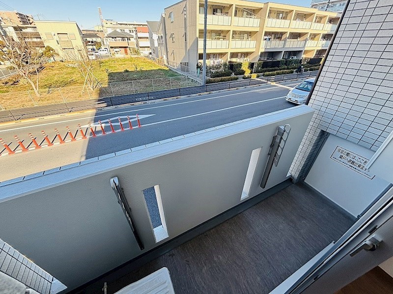 ペアパレス六町環七北通り ベランダ