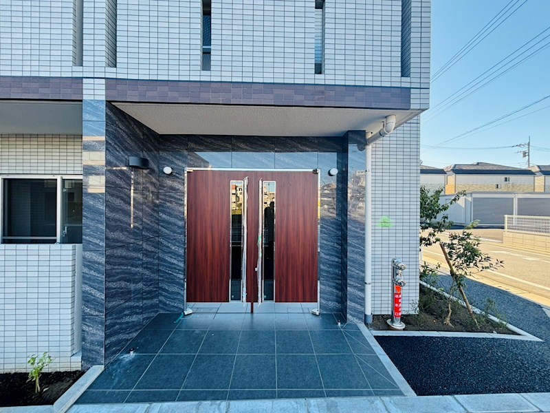 ペアパレス六町環七北通り その他外観1