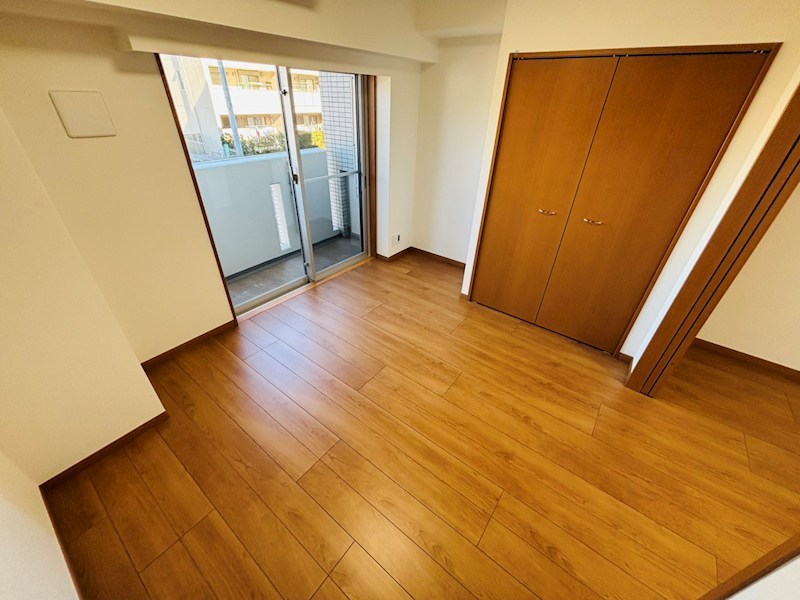 ペアパレス六町環七北通り その他12