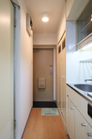 トップ亀有 玄関