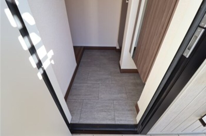 セレシア　D棟 玄関