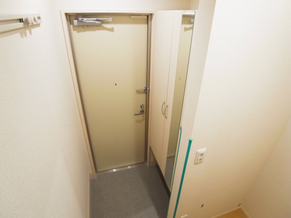 フォレステージ　イーストA 玄関