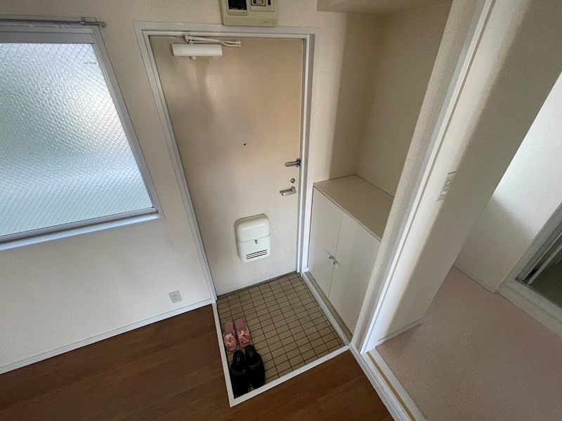 ヴェラハイツ扇 玄関