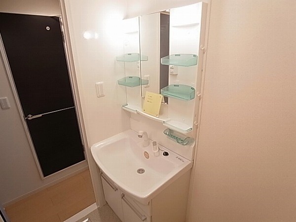 モナリエ　カワムラ その他2