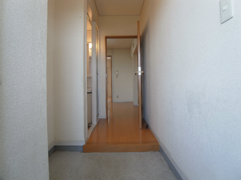 松丸第二コーポラス 玄関