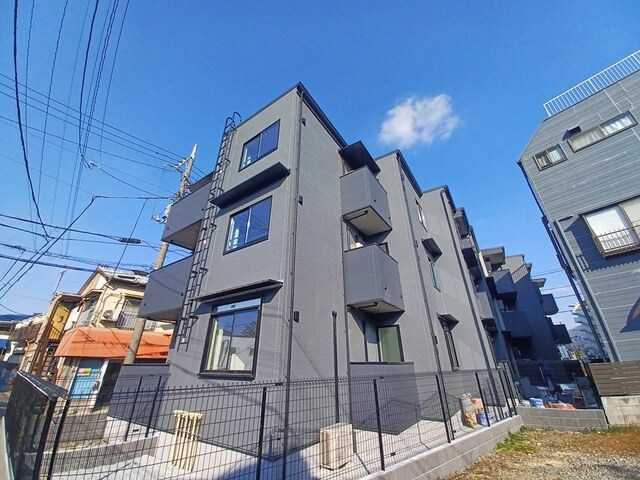 アリーサコート セント 外観写真