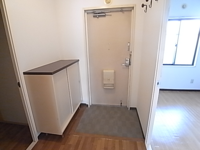 第12パールメゾン木村 玄関