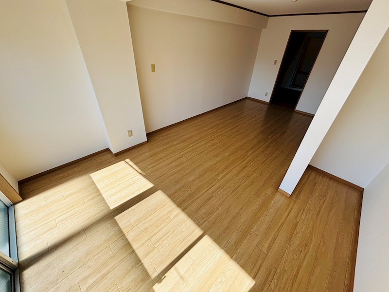 スドウビル リビング