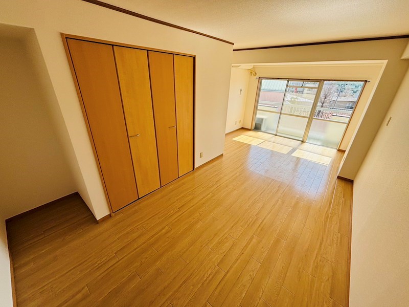 スドウビル ベッドルーム