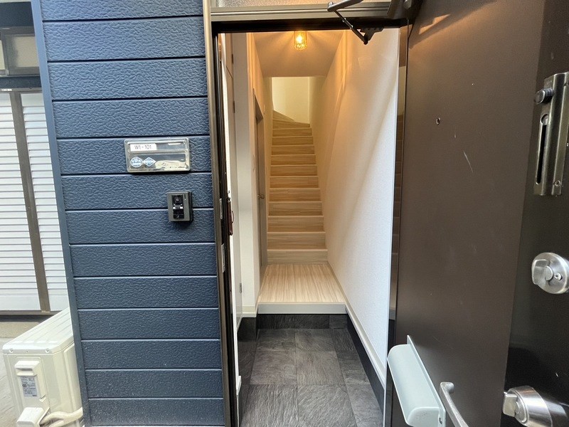 テラスラフォーレW1・2 玄関