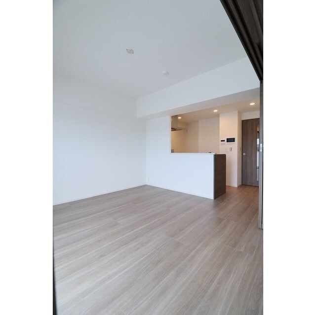 コンフォリア竹ノ塚イースト リビング