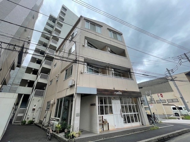 アクシス根本 301号室 外観