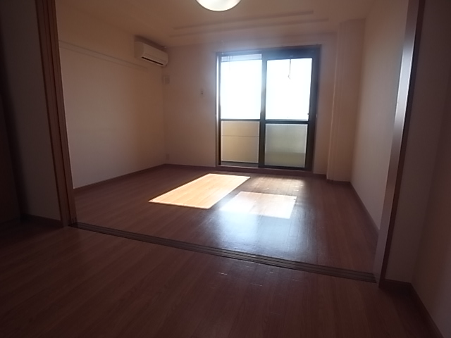 リバパレスおおたかの森 ベッドルーム