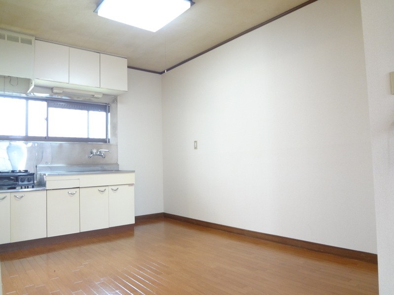 コーポラス・カナイ リビング